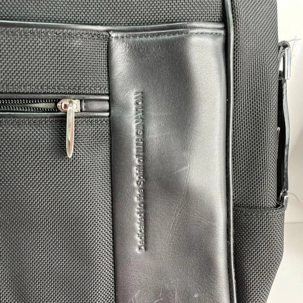 TUMI Spirit of Imagination Black Nylon & Leather Messenger‎ Bag #23671D